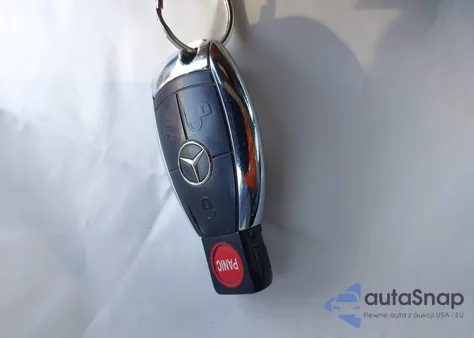 2009 Mercedes-Benz Slk 300 from USA, damaged, VIN WDBWK54F49F209508